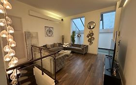 Les Champs Elysées-125m2 Modern&Spacious